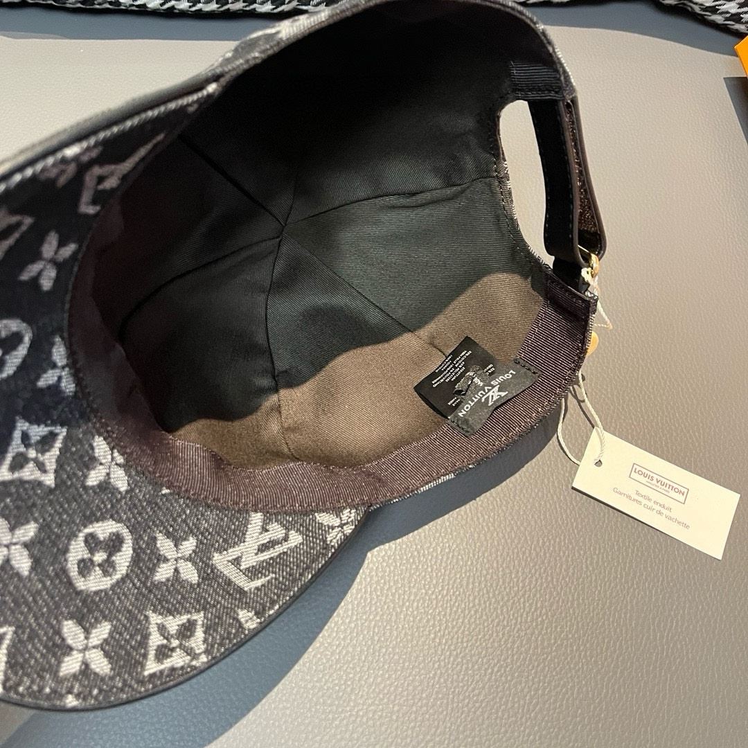 Louis Vuitton Caps